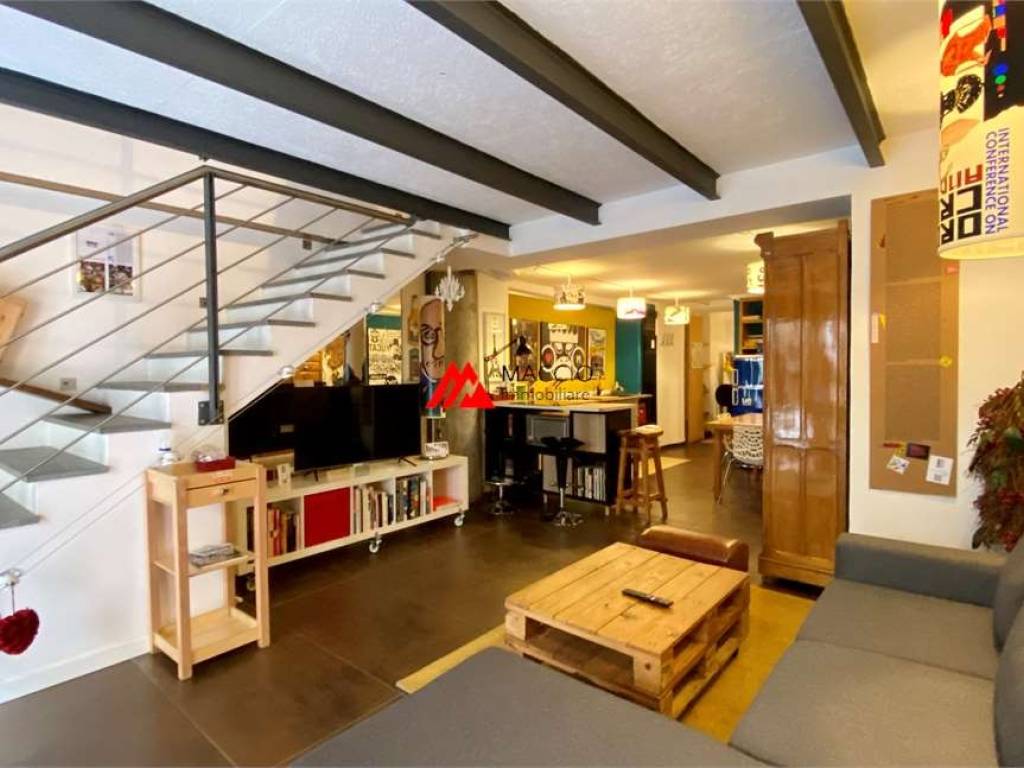 Appartamento a Aosta in Rue Xavier de Maistre, 16 - Foto 4
