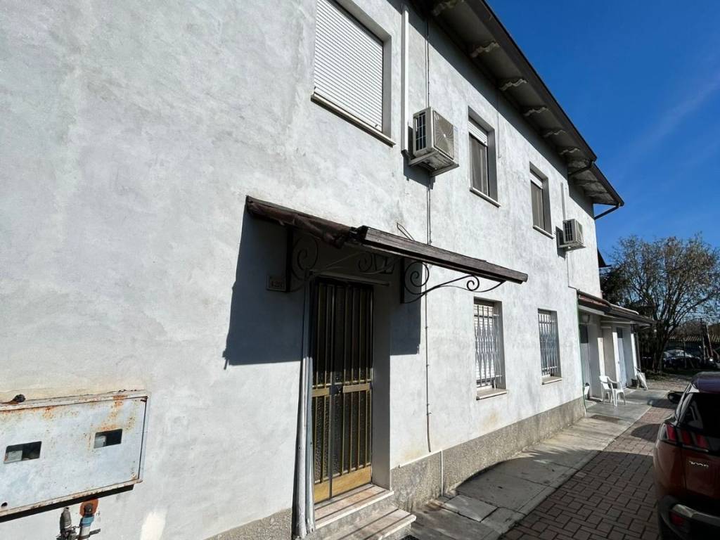 Villa a San felice sul panaro in Via Grande - Foto 4