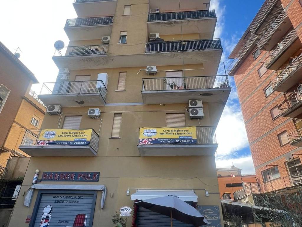 Appartamento a Monterotondo in Via 2 Giugno - Foto 2
