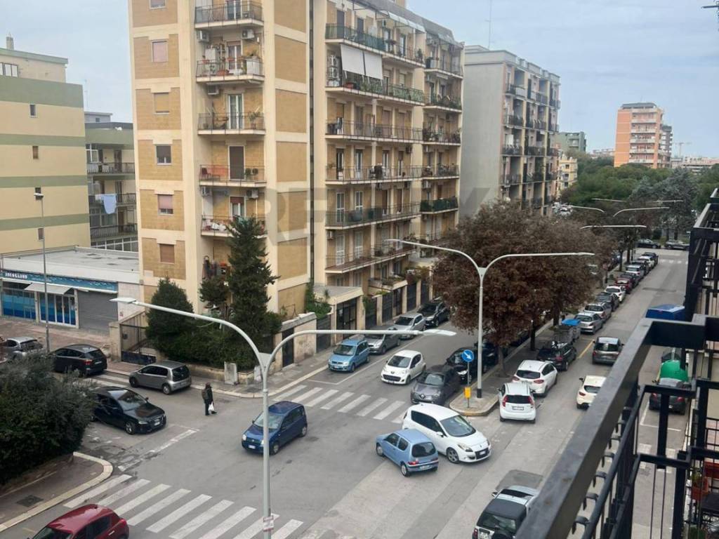 Appartamento a Bari in Viale Del Concilio Vaticano Ii, 130 - Foto 3