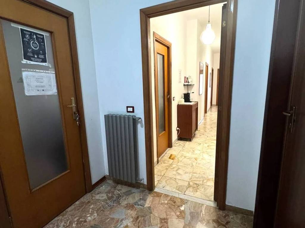 Appartamento a Foggia in Via Conte Appiano - Foto 4
