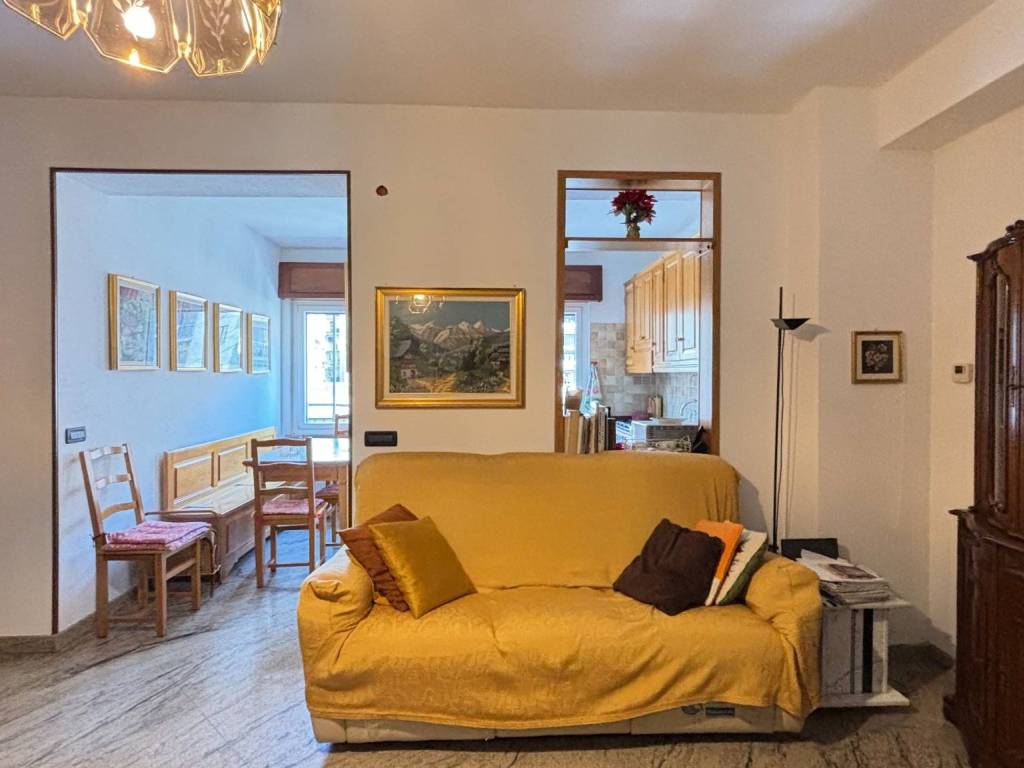 Appartamento a Aosta in Via Monte Solarolo, 16 - Foto 2