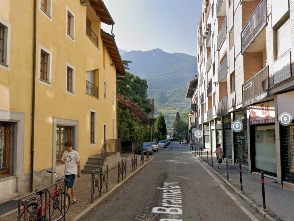 Box / garage a Aosta in Via Bramafam, 20 - Foto 4