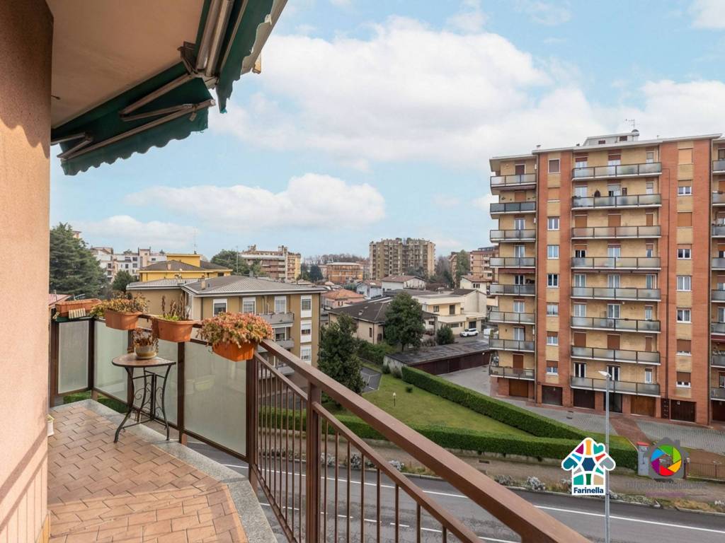 Appartamento a Vedano al lambro in Via Cesare Battisti, 65 - Foto 2