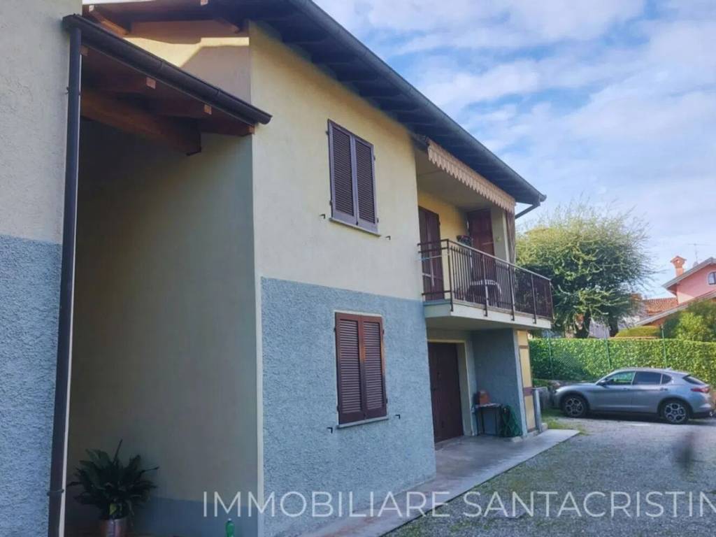 Villa a Castelveccana in Via Marchirolo, 2 - Foto 3