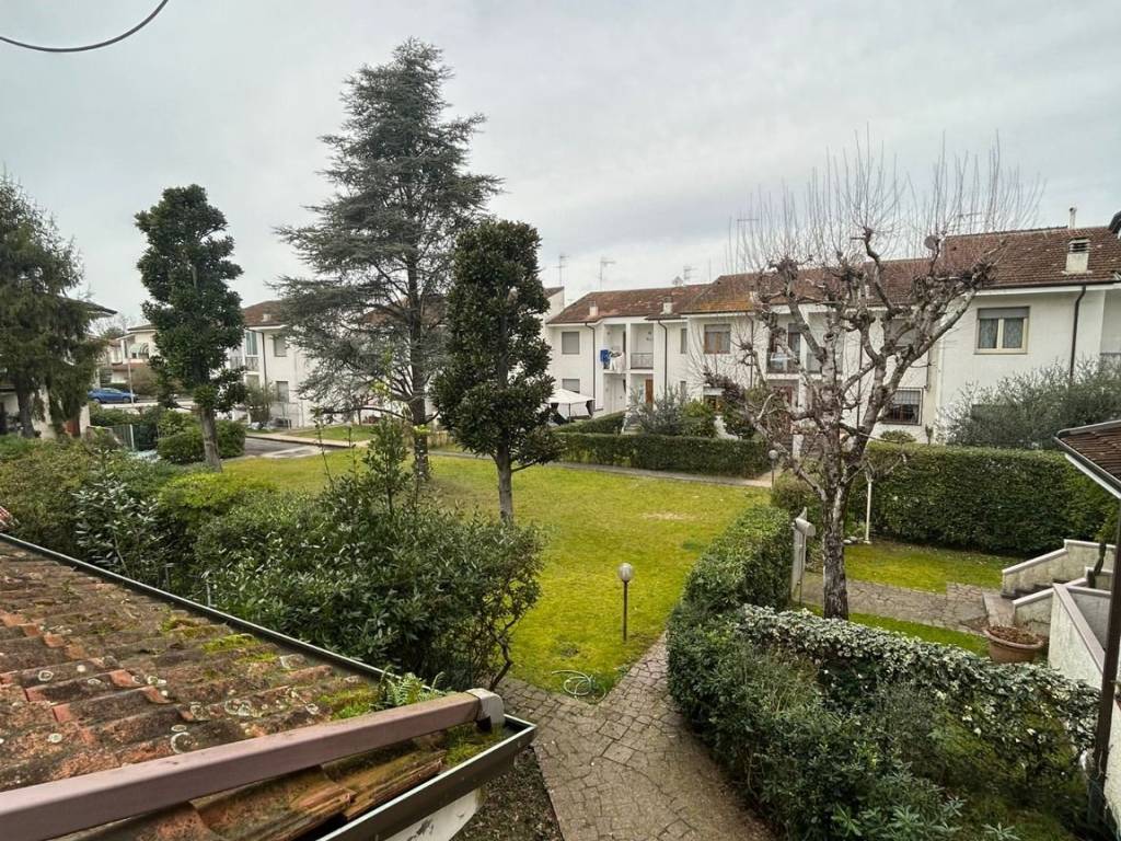 Villetta a schiera a Pietrasanta in Via Giambattista Marino - Foto 2