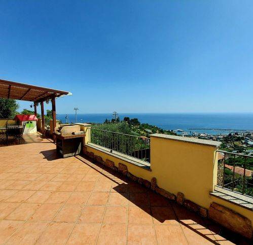 Villa a Sanremo in Strada Villetta 97 - Foto 2