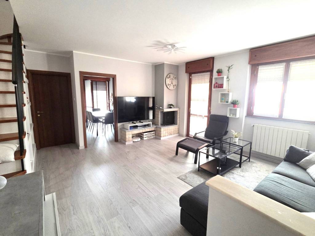 Appartamento a Arcore in Via Giulio Natta, 59 - Foto 3