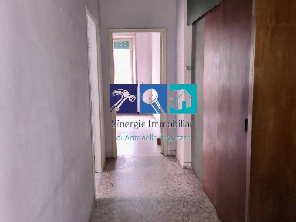 Appartamento a Ancona in Via Vittorio Veneto - Foto 3