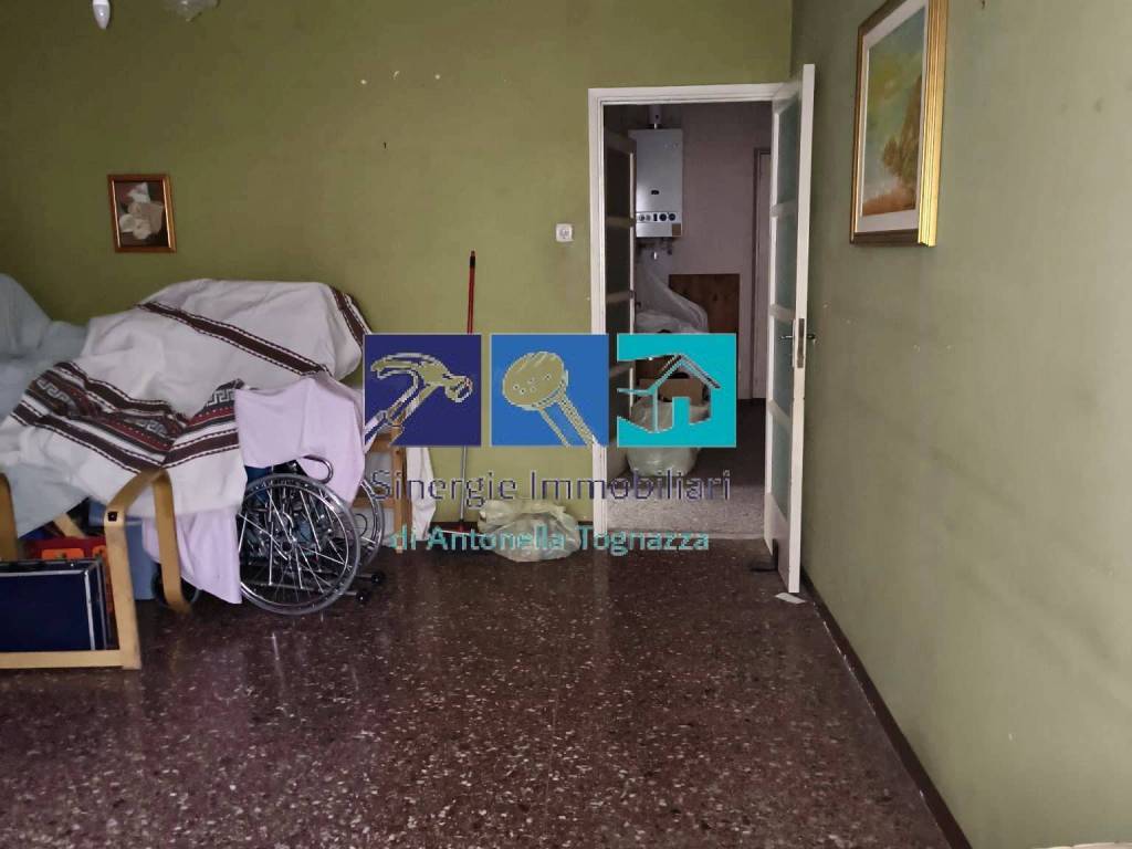 Appartamento a Ancona in Via Vittorio Veneto - Foto 5