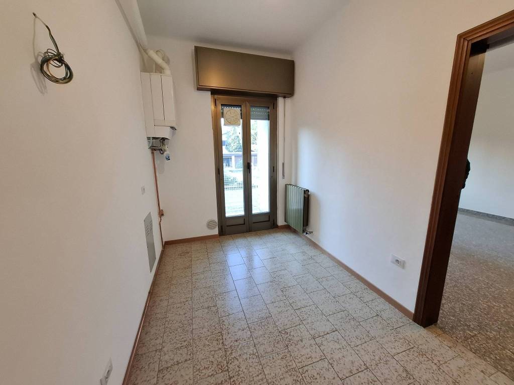 Appartamento a Cerro maggiore in Via Luigi dell'Acqua, 77 - Foto 5