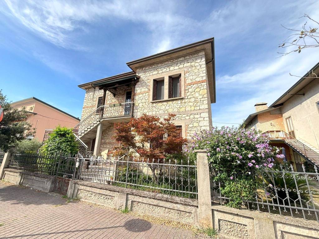 Appartamento a Cerea in Via Giuseppe Verdi, 13 - Foto 2