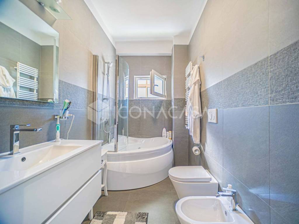 Appartamento a Bari in Via Nicolò van Westerhout - Foto 5