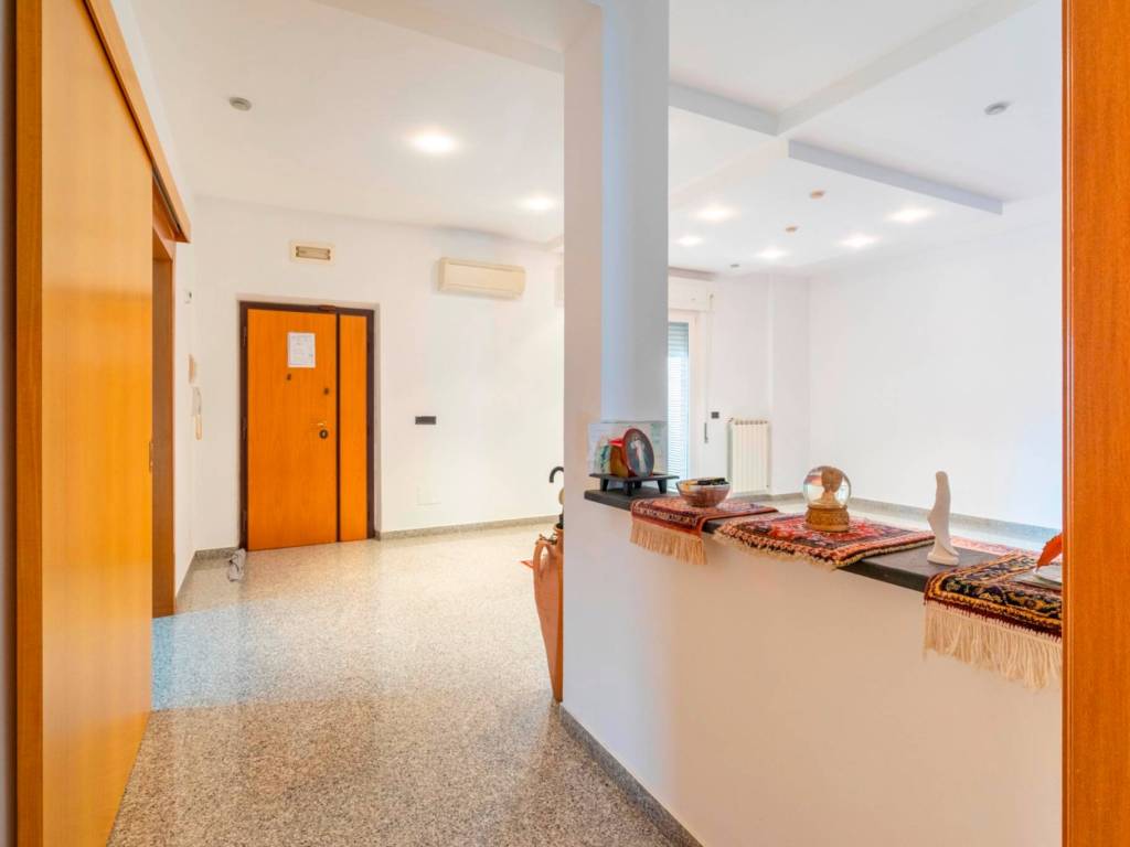 Appartamento a Pontinia in Via Aleardo Aleardi - Foto 4
