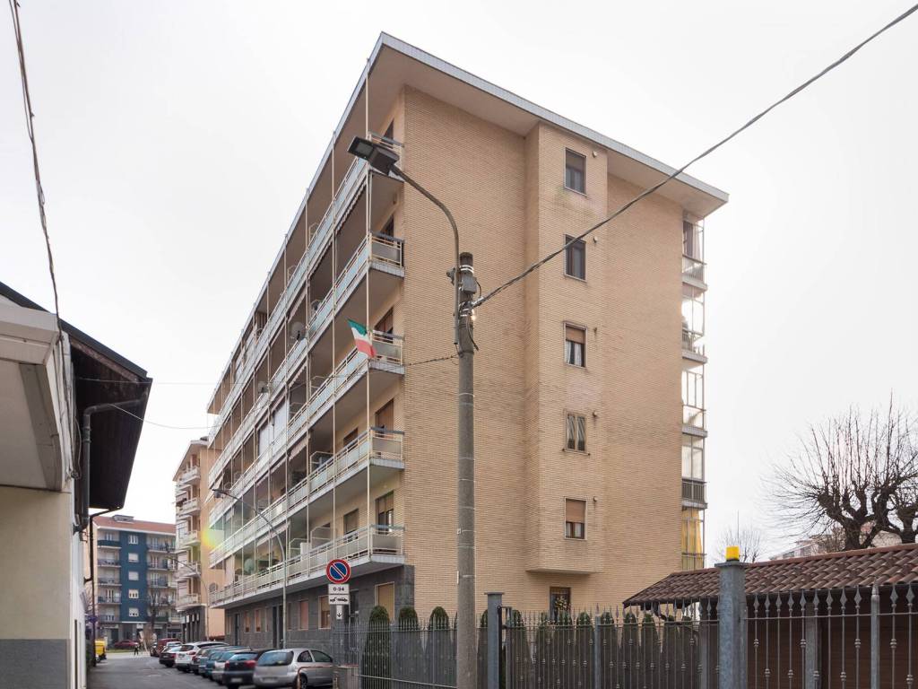 Box / garage a Rivoli in Via Sesia, 3 - Foto 3
