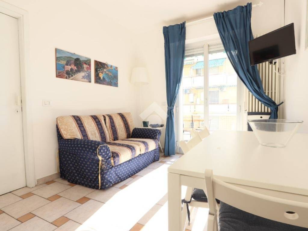 Appartamento a Alba adriatica in Via Camillo Benso Conte di Cavour, 87 - Foto 3