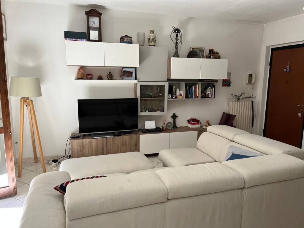 Appartamento a Giussago in Via Fratelli Testa, 9 - Foto 2