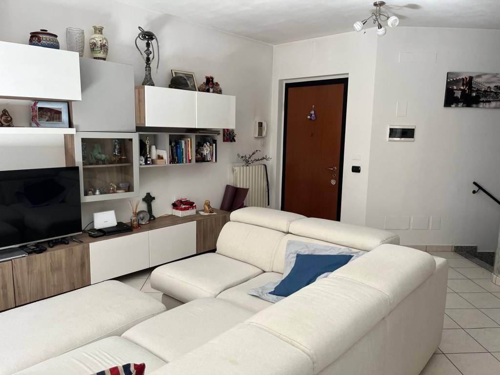 Appartamento a Giussago in Via Fratelli Testa, 9 - Foto 3