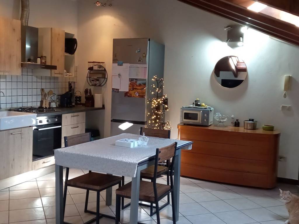 Attico / mansarda a Oleggio - Foto 2