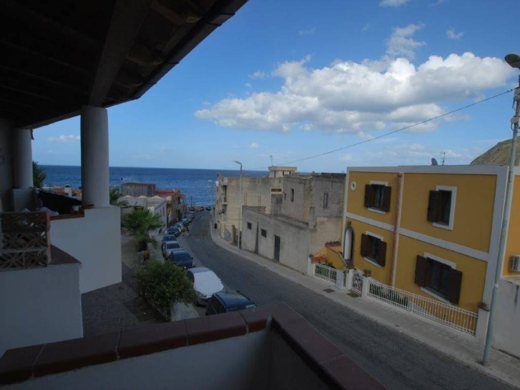 Appartamento a Lipari in Via Calandra Costa - Foto 3