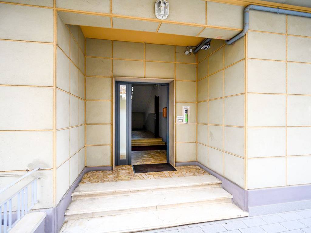 Appartamento a Bologna in Via Giuseppe Mezzofanti, 59 - Foto 3