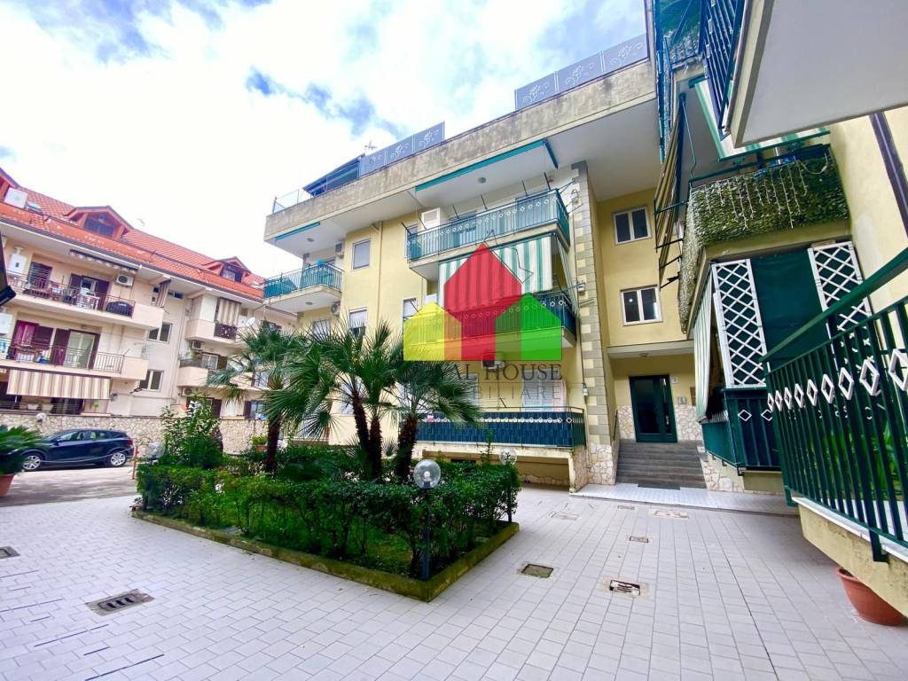 Appartamento a Giugliano in campania in Via Antica Giardini - Foto 4
