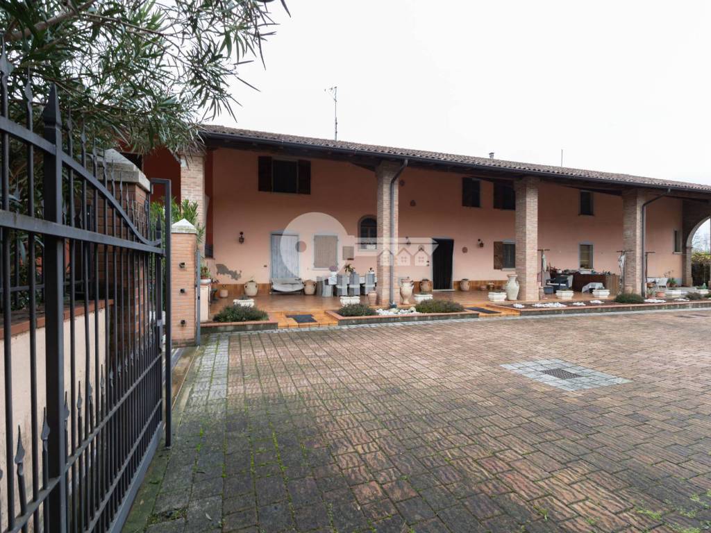 Casa indipendente a San paolo in VIA XXIV MAGGIO, 17 - Foto 2