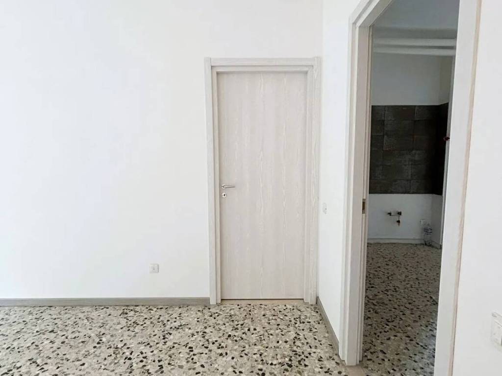Appartamento a Crema in Via V. Veneto - Foto 3
