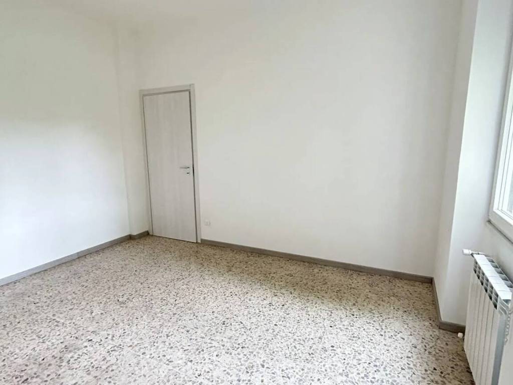 Appartamento a Crema in Via V. Veneto - Foto 4
