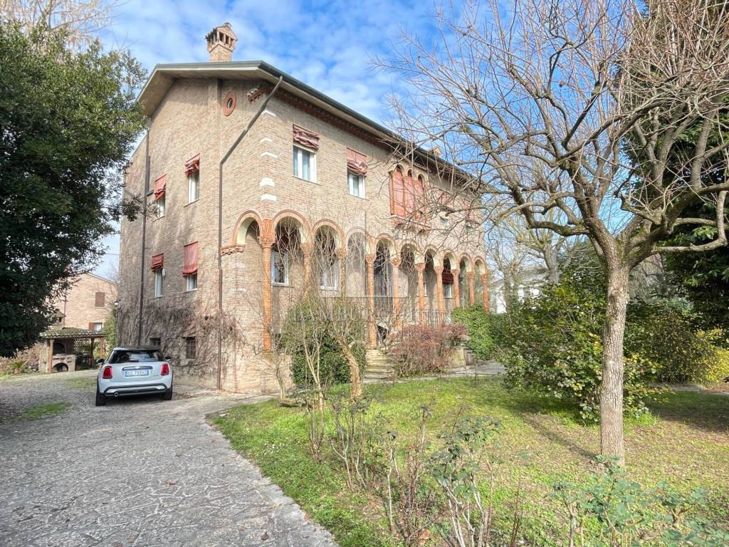 Villa a Ferrara in Via Pioppa - Foto 2