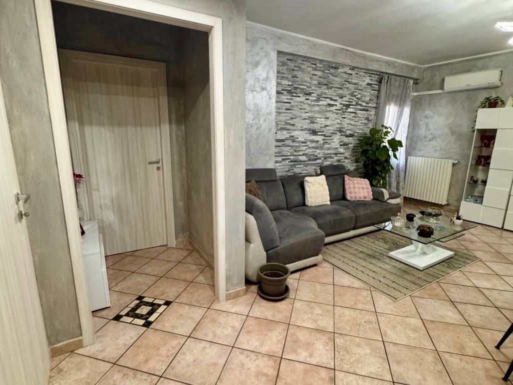 Appartamento a Garlasco in Corso Camillo Benso di Cavour, 43 - Foto 4