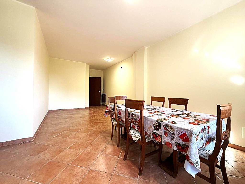 Appartamento a Borghetto santo spirito in Piazza Repubblica dell'Ossola, 2 - Foto 5