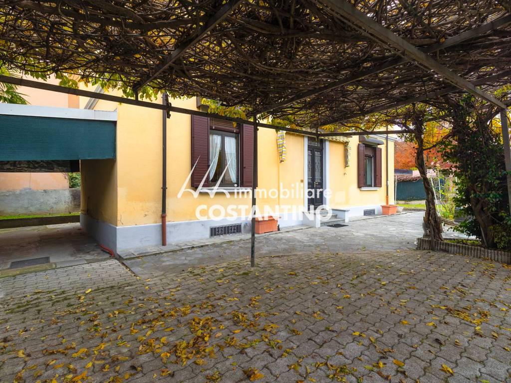 Villa a Luino in Via Bernardino Luini - Foto 3