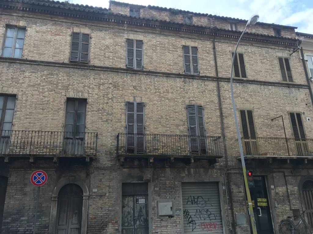Palazzo / stabile a San benedetto del tronto in Corso Giuseppe Mazzini, 149 - Foto 2