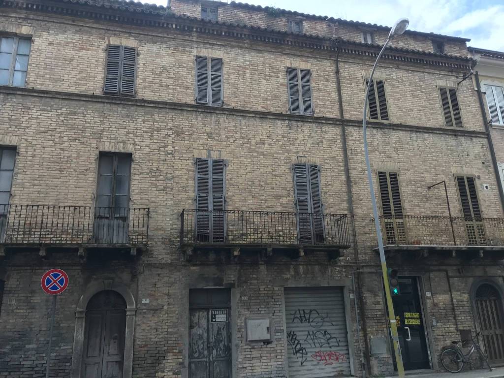 Palazzo / stabile a San benedetto del tronto in Corso Giuseppe Mazzini, 149 - Foto 3