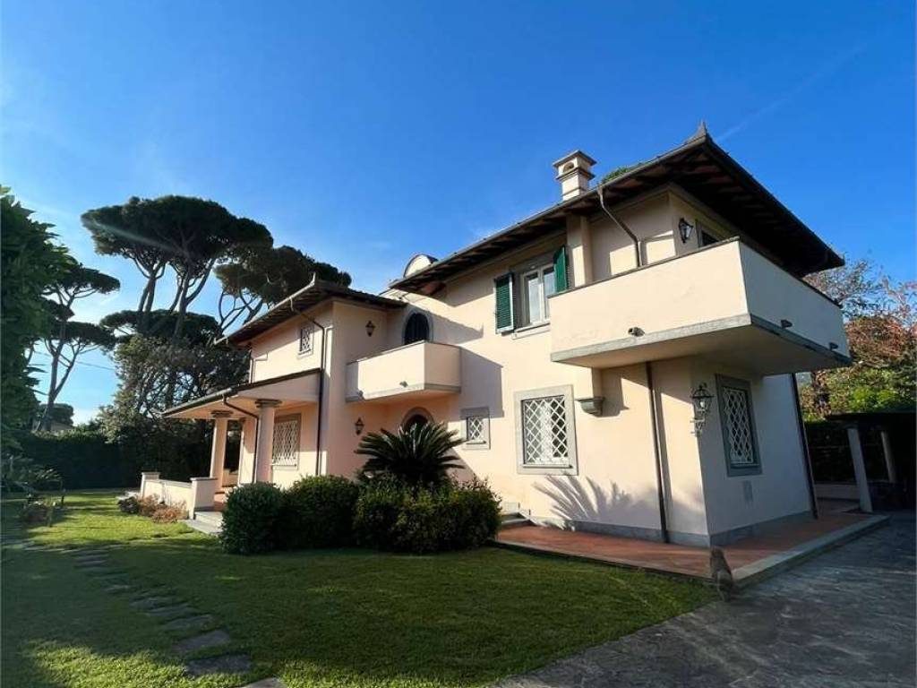 Villa a Forte dei marmi in via padre ignazio da carrara , 35 - Foto 3