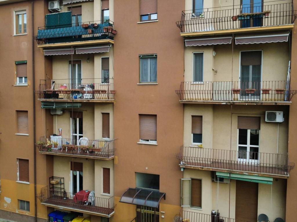 Appartamento a Verona in Via Adriano Valerini, 25 - Foto 3