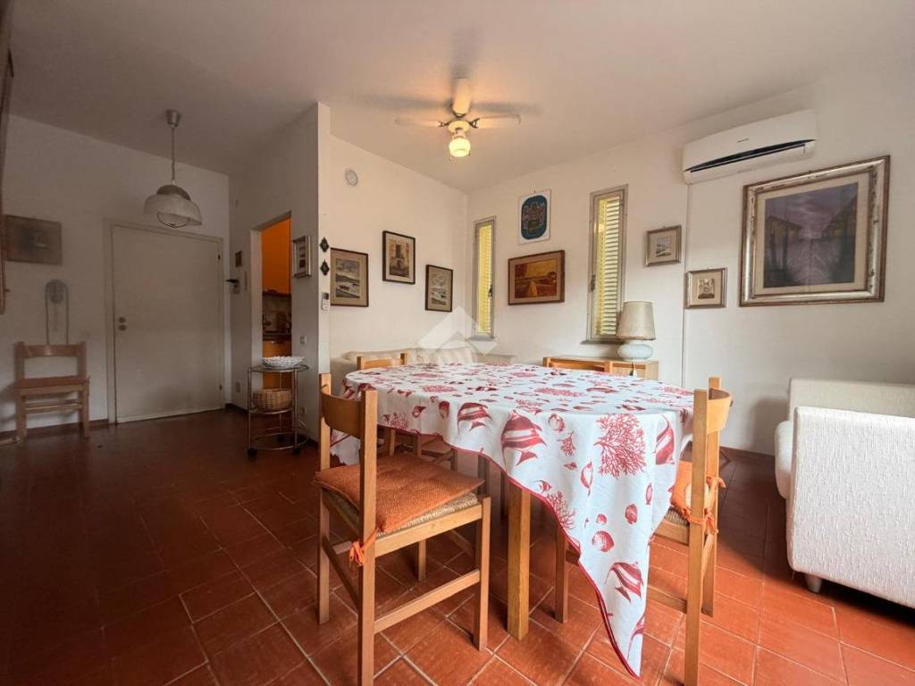 Appartamento a Comacchio in Viale dei Castagni, 22 - Foto 4