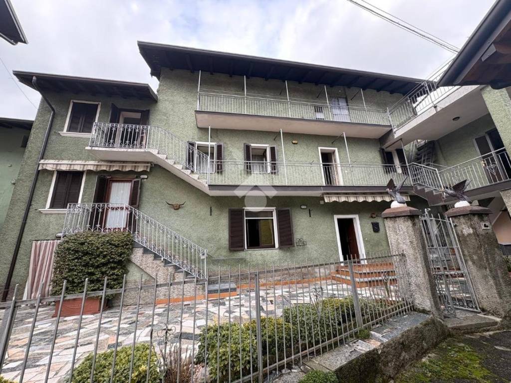Casa indipendente a Palazzago in Via Acqua, 48 - Foto 4