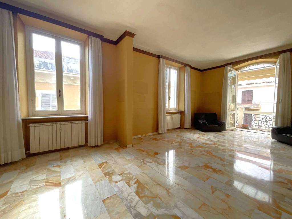 Appartamento a Savona in via MONTEGRAPPA - Foto 2