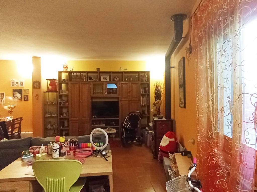 Appartamento a Terranuova bracciolini in Strada Comunale di Piandimaggio, 29 - Foto 4