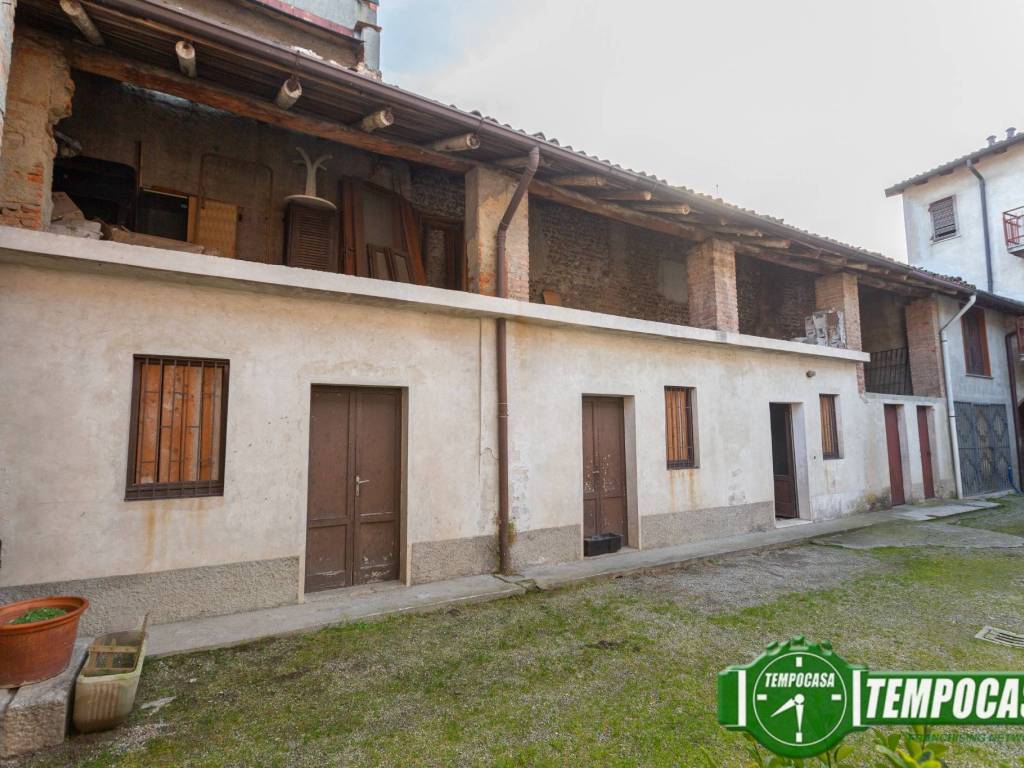 Casa indipendente a Rivolta d'adda in Piazza Camillo Benso di Cavour - Foto 3