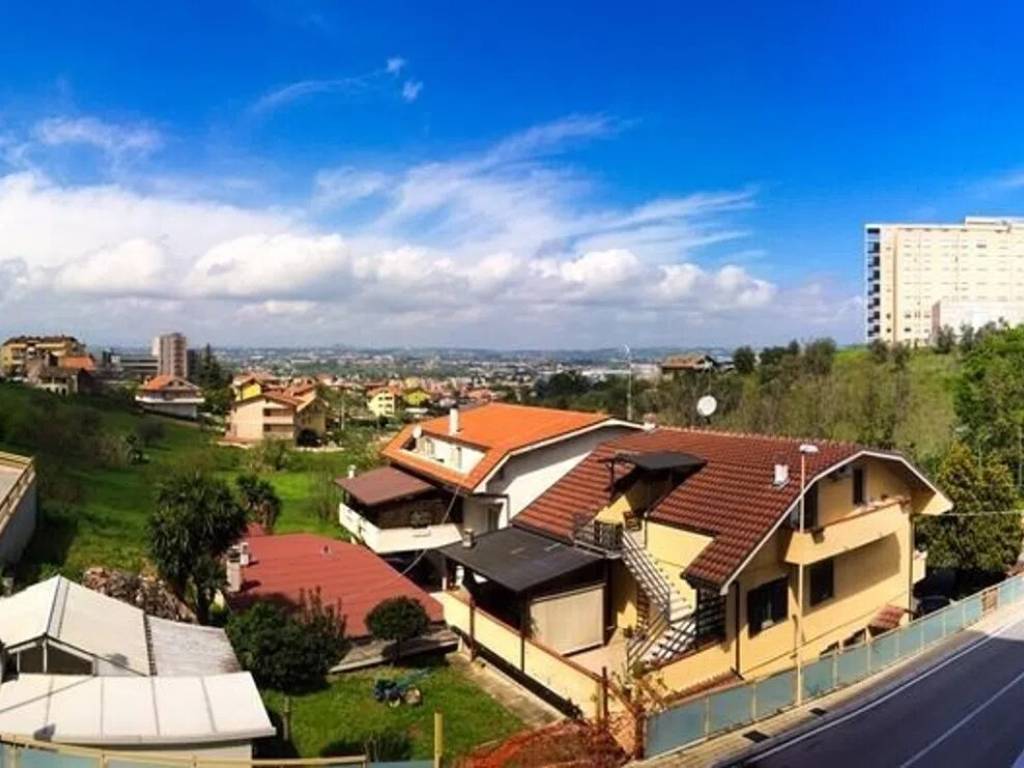 Appartamento a Chieti in Via Colle Dell'Ara, 140 - Foto 5