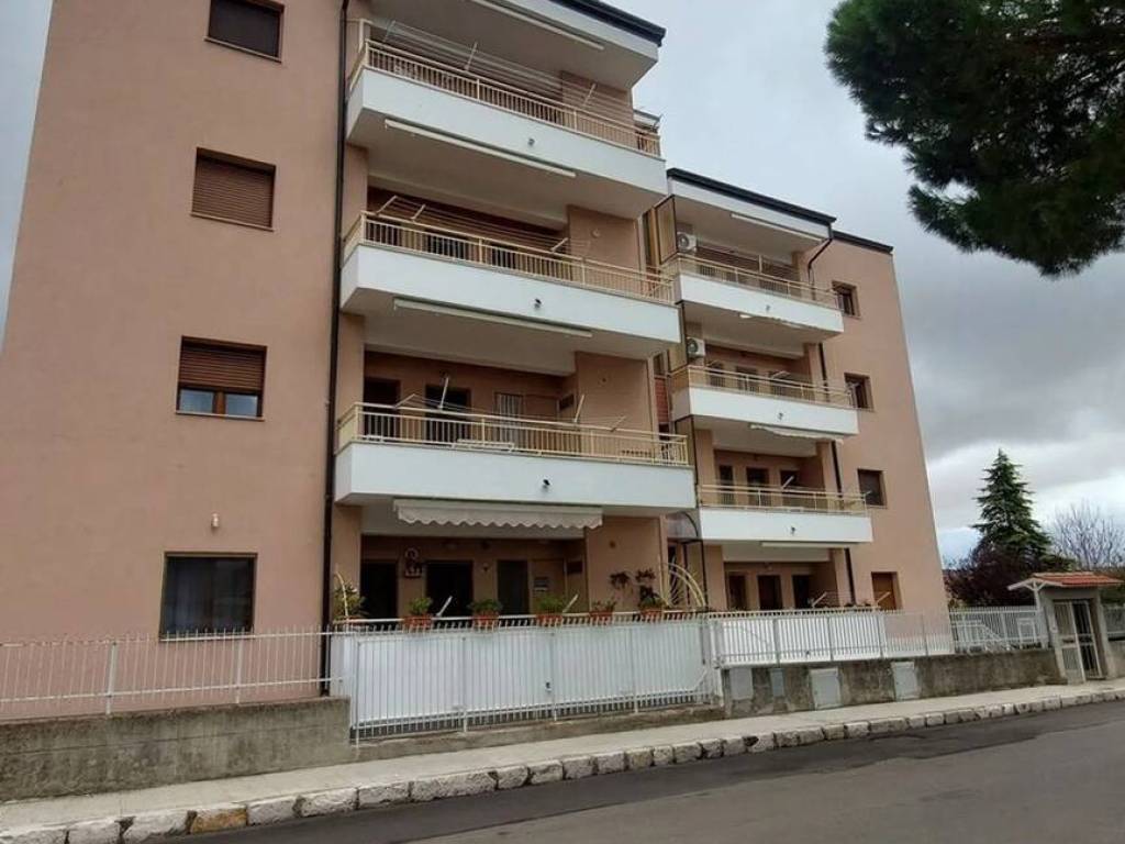 Appartamento a Melfi in Via Michelangelo Buonarroti, 19 - Foto 4