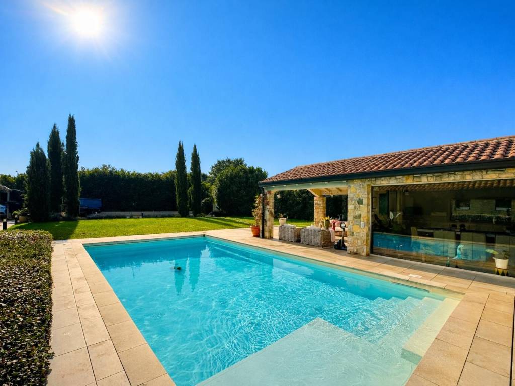 Villa a Casatenovo in Via Roma, 104 - Foto 2