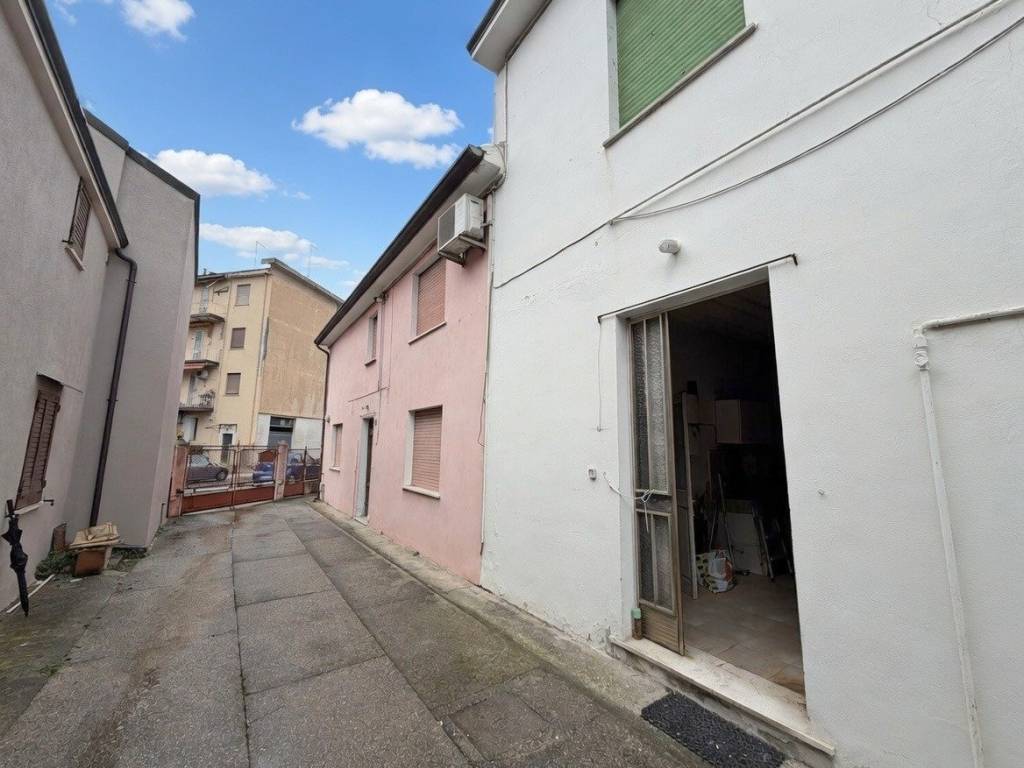 Villa a Cerea in Via Libertà, 20 - Foto 3