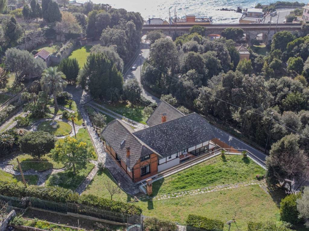 Villa a Genova in Viale Quartara - Foto 4