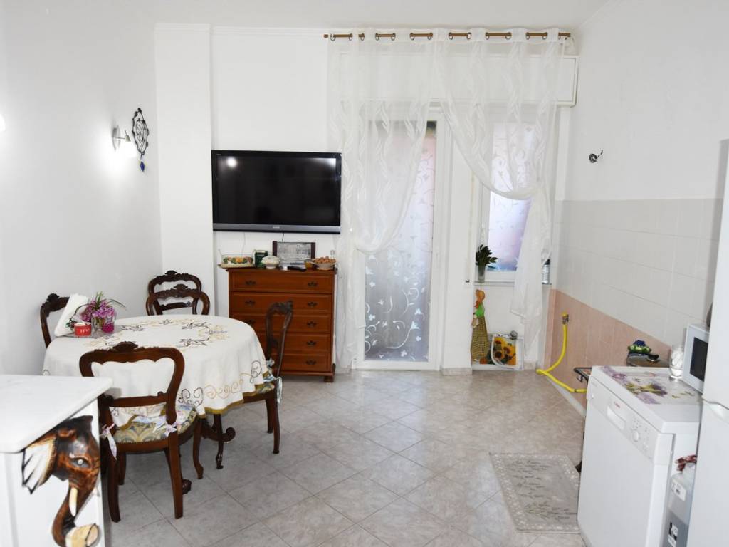 Appartamento a Rapallo in Via Castagneto, 17 - Foto 4