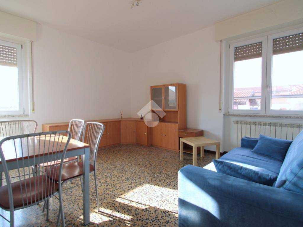 Appartamento a Bareggio in Via Piave, 43 - Foto 2