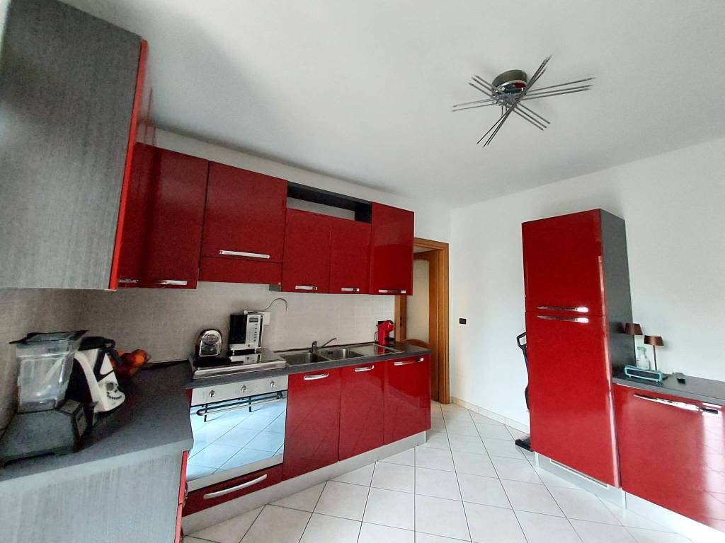 Appartamento a Carmagnola in Via Bornaresio - Foto 4